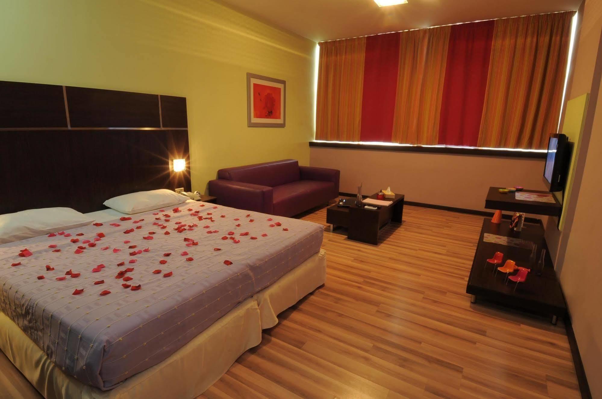 Suite Hotel Merlot - Bejrut Zewnętrze zdjęcie